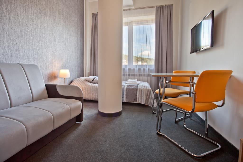 Urocza Art Pensjonat Krynica-Zdrój Habitación foto